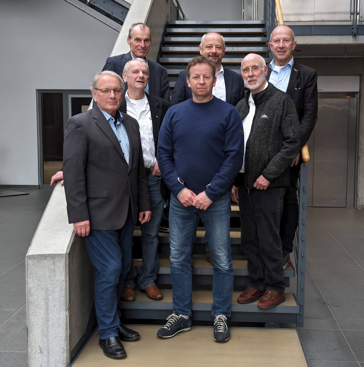 AK bodenlegende Gewerke