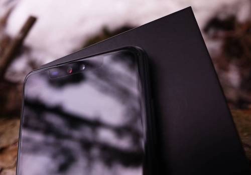 Modern smartphone based on the Android operating system. Details